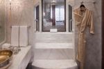 Jumeirah Zabeel Saray Premium Deluxe King Bathroom